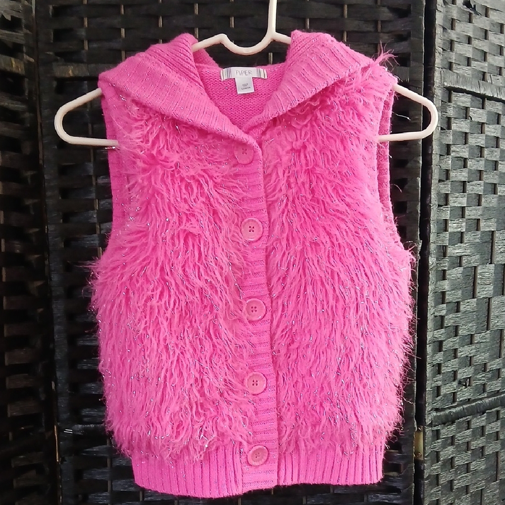 Piper Vibrant Hot Pink/Metalic Shaggy Faux Fur Hooded Knit Vest Girls SZ 10/12